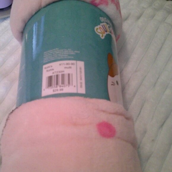 Original Squishmallows 46×60" Super Soft Micro Raschel Throw - Picture 3 of 3